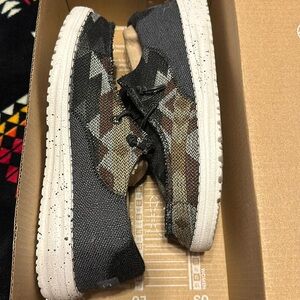 NIB women’s size 5 Hey Dudes Buckle exclusive.
